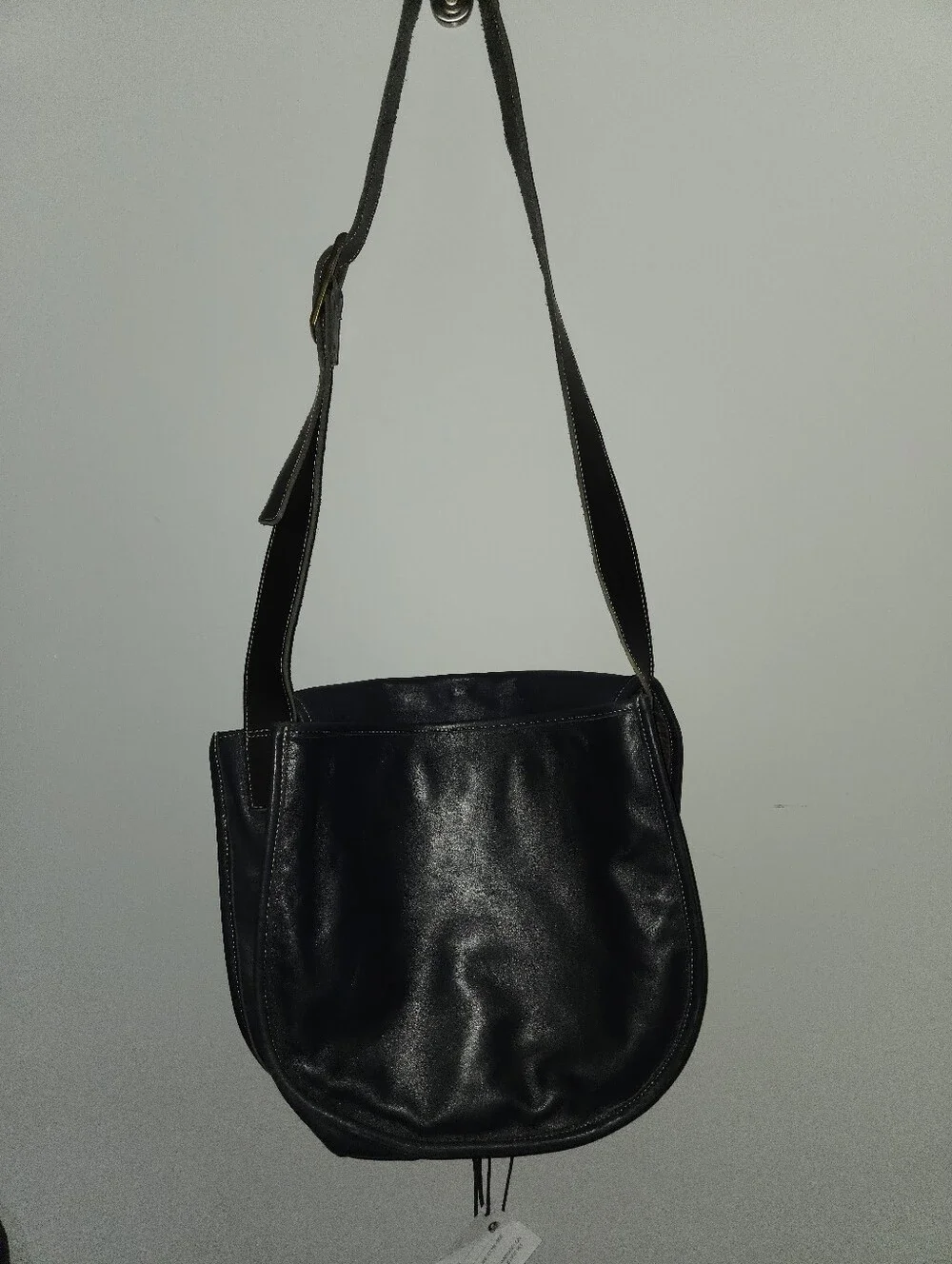 Charlie Leather Crossbody Bag in Dark  Blue
